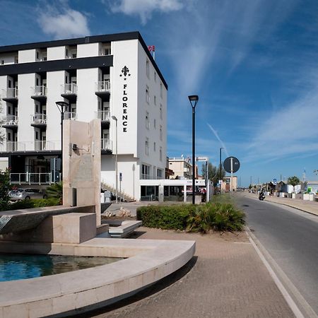 Hotel Florence Маротта Экстерьер фото