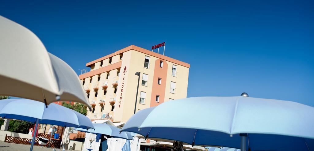 Hotel Florence Маротта Экстерьер фото